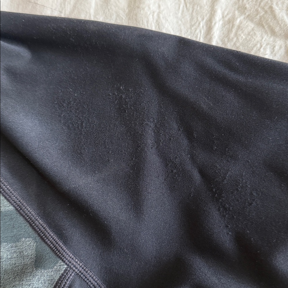 Refuge One Piece Rashguard - Picture 9 of 9
